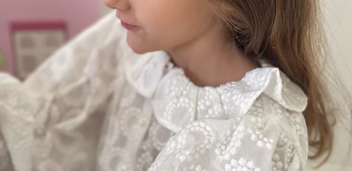 Anabelle en broderie anglaise